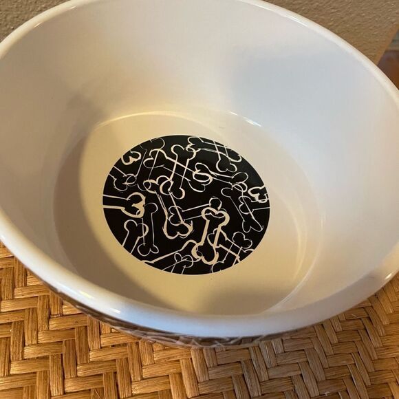 Bones Black and White Ceramic Big Dog Bowl - Picture 4 of 11